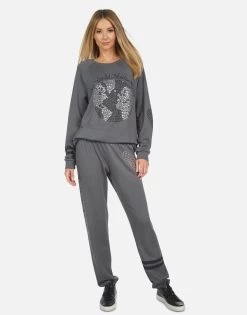 Brynn World Needs Love -dress and personal adornment 4092 MSF 14032 LTONX 04