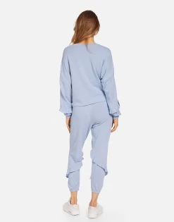 Tamara Floral Dove 13 Tamara Floral Dove -dress and personal adornment 4143 FTL 14538 SSKY 02