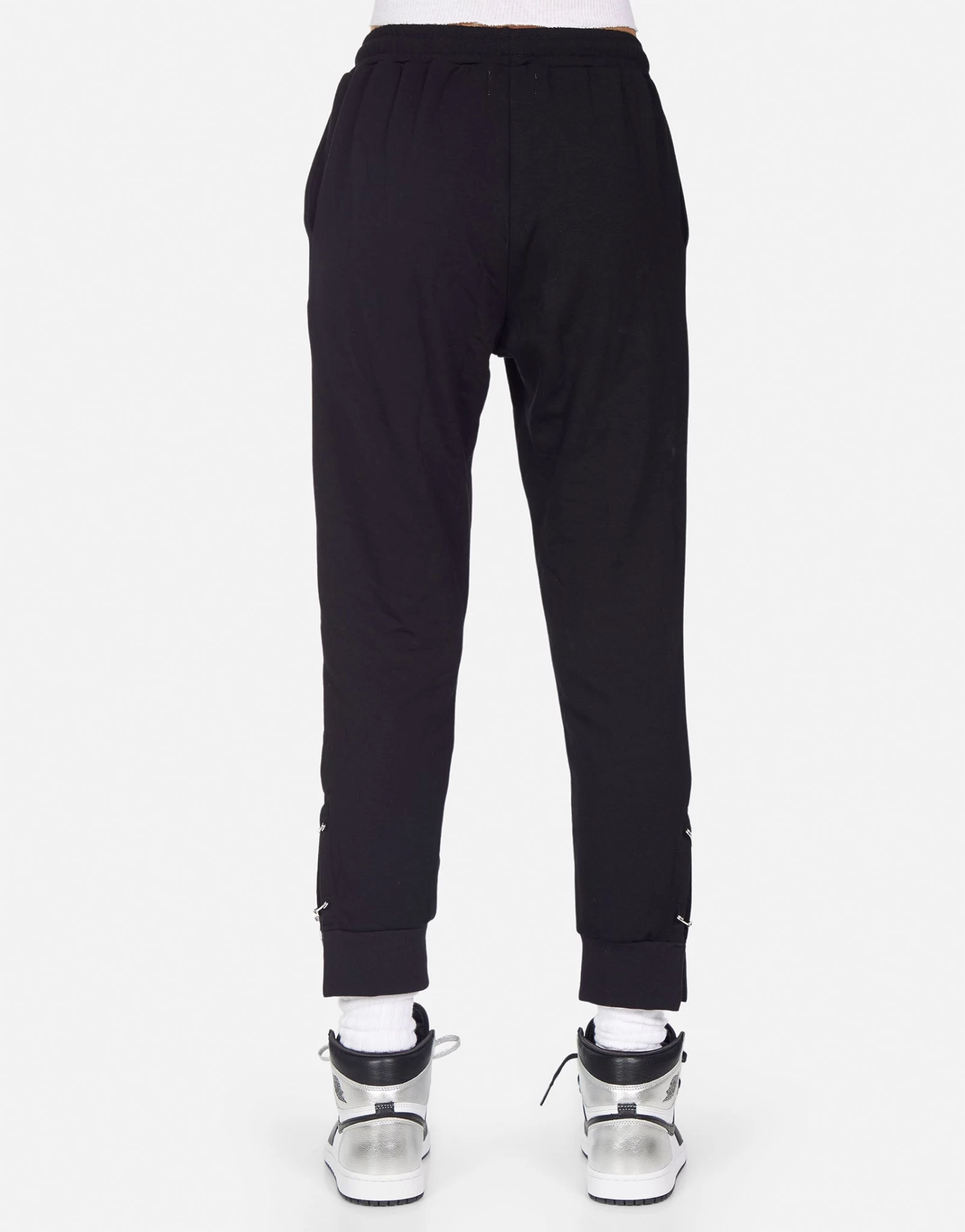 Mae Rock Truck 6 Mae Rock Truck - Image 4