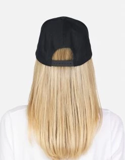 Bay Zebra Lip -dress and personal adornment 9113 CNV 1P195 BLK 03