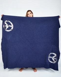 Bexley Foil Vintage Peace 13 Bexley Foil Vintage Peace -dress and personal adornment 9117 CSM 32474 NVY 02