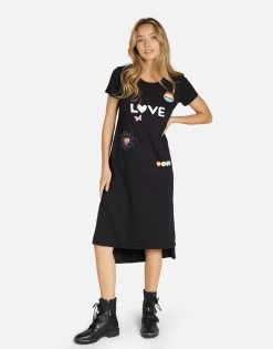 dress and personal adornment -dress and personal adornment LM 4 17 235455