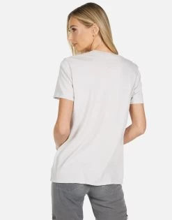 Wolf Scribble Lip 8 Wolf Scribble Lip -dress and personal adornment M 2186 CTT 13838 CLD 04