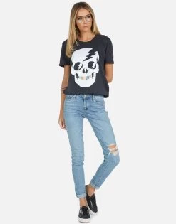 Wolf Lightning Skull -dress and personal adornment M 2186 CTTH 13821 ONX 03