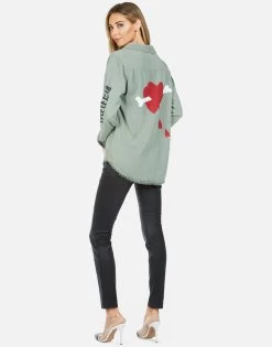 Sloane Bone Elements -dress and personal adornment lauren moshi bone heart elements button up denim shirt 1221 LTW 33417P138 PNGRN 04