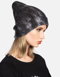 Blix Kiss Lip -dress and personal adornment lauren moshi kiss lip patch hand knit cashmere beanie 9073 CSM 3P132 SMKCLD 03